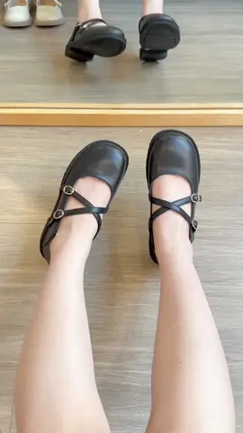 Dở lắm luôn 🤭 #muataitiktok #giaydep #fyp 