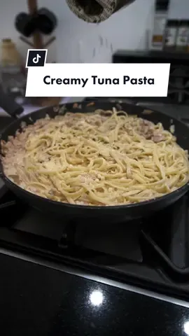 Super easy Creamy Tuna Pasta perfect pang potluck 🍝 #pasta #Recipe #tunapasta #FoodieTokPH #recipesoftiktok #tutorial #EasyRecipe #kathandgene #nochebuena 