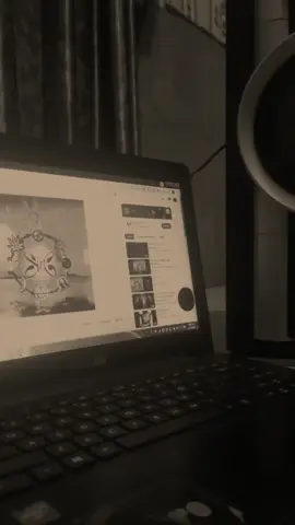 SLANK - POPPIEES LANE MEMORY#storywa  #hatirindu #slankers #storytime #statusvideo #statusparawhatsapp #statuswhatsapp #viraltiktok #fyp #musik #musica #studio 