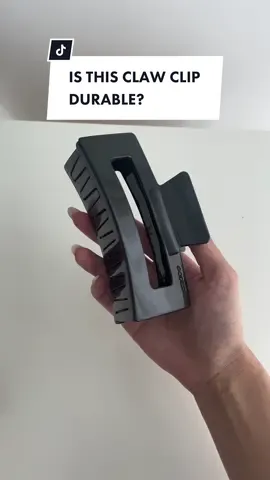 Watch this video if you’ve broken your claw clip before! We’ve all been there 😫 #clawclip #sustainablefashion #hairtok 