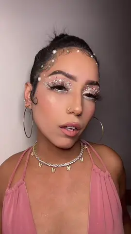 Holiday Glam is everything #princessjasminemua #creativemakeup #ugccreater #lashkweenbeauty #holidayglam