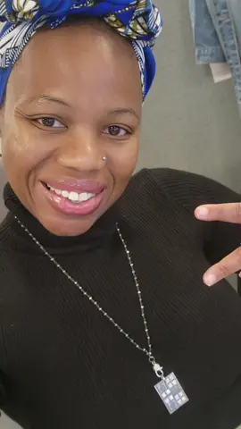 Just alittle dose of me...#tiktok #templates #foryoupage #foryourpage  #smilingiscontagious #selflove #authenicself #positivevibes 