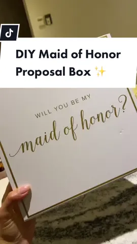 Packed everything on my carry on and put it together at the airbnb. do we wanna see her reaction? #weddingtiktok #2024bride #bridesmaidproposal #damadehonor #bodadestino #mexicanwedding #DIY #fyp #parati 