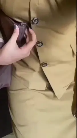 angkat ✋ di atas #fypシ #pnscantik #pnsmuda #CantikGakAdaBatasan #jogja24jam #capcut_edit #CantikGakAdaBatasan 