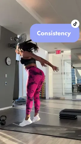 If I could sum up 2022 in one word: consistency #gymresults #gymmotivation #gymbabe 