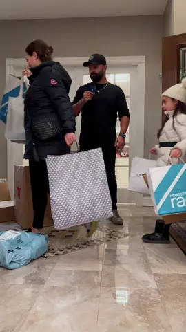 When your wife shops on Black Friday #fyp #wifelife #wifeshopping #blackfriday #happywifehappylife #marriagehumor #humor #marriagecomedy #parenting #couplestiktok #familytiktok #funnyvideos #viral #trending  #younesfamily 