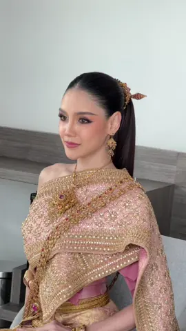 เพราะทางเราใส่ใจ ในทุกๆรายละเอียด  การแต่งหน้า ทำผม ชุด และเครื่องประดับบ ที่ผ่านการคัดสรรค์มาอย่างดีว่าเหมาะสำหรับคุณ   ชุดไทยจักรพรรดิ เครื่องประดับโบราณ   _____________________________________________                          THANAPATH                    WEDDING STUDIO  _____________________________________________  ติดต่อสอบถามได้ที่⤵️ 📲099-4658828(คุณใหญ่) 📲099-6291592(คุณทอร์ช) 📲 line http://line.me/ti/p/~Yaii_th  #T#Thanapathweddingstudioธ#ธนปัถย์เวดดิ้งสตูดิโอเ#เวดดิ้งสุพรรณบุรีเ#เวดดิ้งชัยนาท#เ#เวดดิ้งอ่างทองเวดดิ้งอำเภอเมืองสุพรรณบุรี#เวดดิ้งอําเภอเมืองสุพรรณบุรี#เวดดิ้งบางปลาม้าช#เช่าชุดแต่งงานุ#ชุดไทยเจ้าสาวุ#ชุดไทยเจ้าบ่าวุ#ชุดราตรีเจ้าสาวุ#ชุดสูทเจ้าบ่าว่#ถ่ายพรีเวดดิ้งต#แต่งหน้าเจ้าสาวต#แต่งหน้าเจ้าบ่าวต#แต่งหน้าออกงานต่งหน้ารับปริญญา 