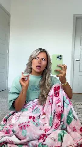 i look back now and im like holy shit… 🥹🥹 thankful for healing ❤️‍🩹 #childhoodtrauma #teenmom 