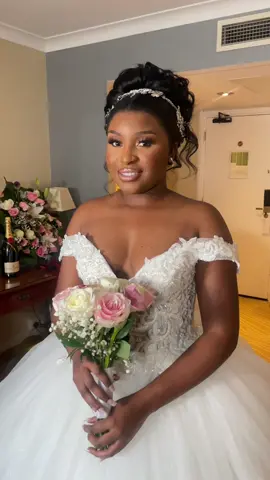When your bridal hairstyle stays intact from morning to night with no touch ups! 🙌🏽🤍 #fyp #foryou #viral  #congolesebride #congolesewedding #bridalhair 