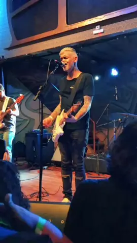 Aftermovie do show lindo do @Esteban Tavares que tive a honra de produzir na @casarockambole em São Paulo 🖤 #aftermovie #reels #show #creator #estebantavares #videomaker 