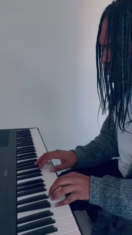 Old dog. New trick. Learning a little piano. Maybe next year, ill have a few Christmas caroles to belt out. ✌🏾