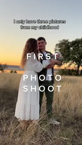 Our first family photo shoot🥺💞 #babyphotoshoot #firstphotoshoot #baby #newborn #babygirl #newborngirl #babyoftiktok #babiesoftiktok #mom #adviceformom #MomsofTikTok #momsoftiktokclub
