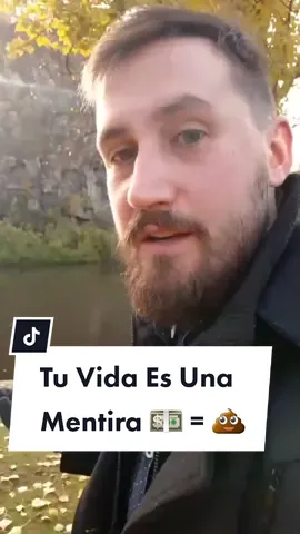 Estas cambiando el recurso más valioso que tenés por pepelitos de colores o numéritos en una base de datos. Despertate, o bien quedate dormido y seguí siendo un esclavo más. De todas formas menos del 1% de los que vean esto van a tomar acción, la mayoría de las personas son débiles y jamás podrán salir de su esclavitud. #Dinero #ventas #ganardinero #negociosonline #lodescubrientiktok #emprendimiento 