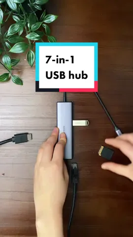 Muliple Ports, Remarkable 4K HDMI, Power Packed & Super Sleek! Check out the Ugreen 7-in-1 USB hub now! #ugreen  #usbhub #workflow #techtok