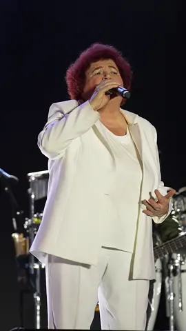 Selda Bağcan’ın eşsiz sesinden “Uğurlar Olsun”  ❤️ Bağcan’ın konser turu tüm hızıyla devam ediyor, 21 Aralık’ta Londra’da! #seldabağcan 