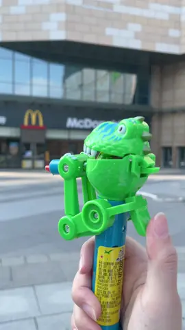 #toy #toysforkids #lollipop #lollipopholder #tiktokmademebuyit #funny #dinosaur 
