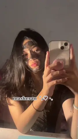 Racun bgt ini🥲 #girlpal #charcoal #peeloffmask #maskercharcoal 