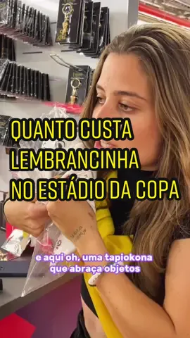 TÁ CARO ou TÁ OK? QUANTO CUSTA LEVAR UMA LEMBRANCINHA DA COPA PARA CASA? Descobri para vocês junto com o @nubank, confere aqui! 👀 #AcreditaEVAI #ÉPorIssoQueEuToNaCopa publi