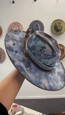 Blue jean baby #travisaustincustoms #hatmaking #felthat #hatter #feltseason #westernstyle #westernfashion #artist #creativeprocess #nashville #nashvilletn #fashion #art #create #hatvideo #thingstodoinnashville #arttok #paint #painting 
