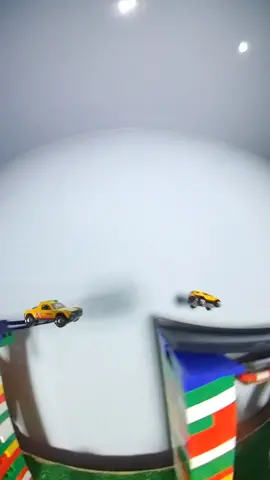 Crash race #Porsche #safari #isuzu