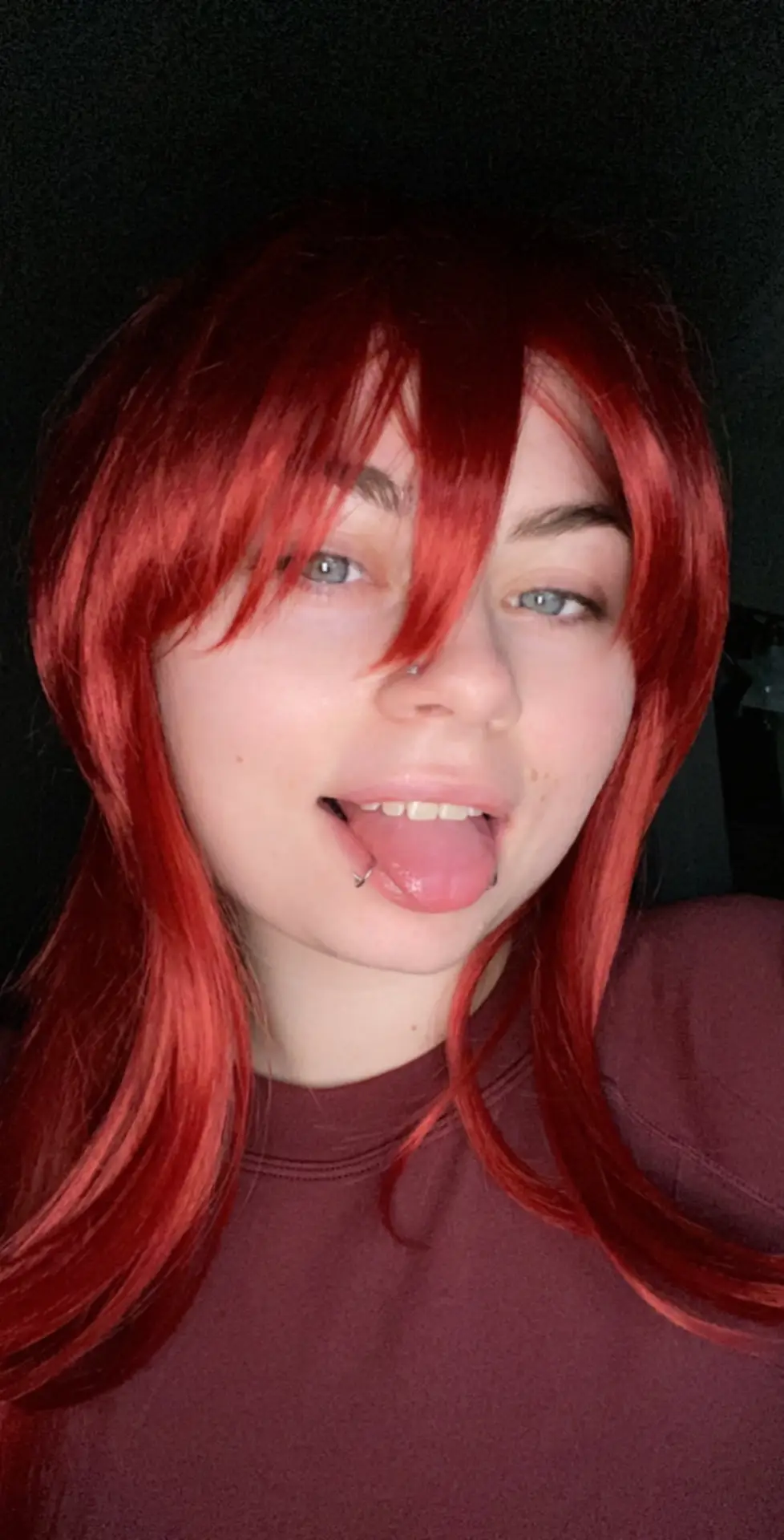 Some selfies wirh the new piercings 😂