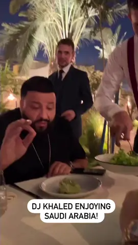 #DjKhaled enjoying his time in Saudi Arabia! 👀 @djkhaled #lettuce #saudi 