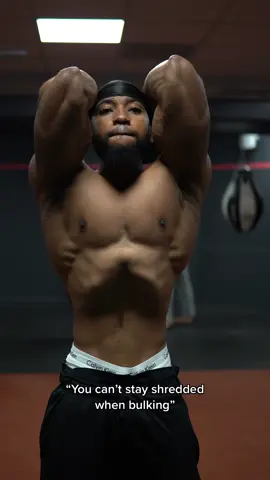It’s called “lean bulking” 🔱 #gymmotivation #bulkingseason #bulk #gymaesthetics #shredded #GymTok 