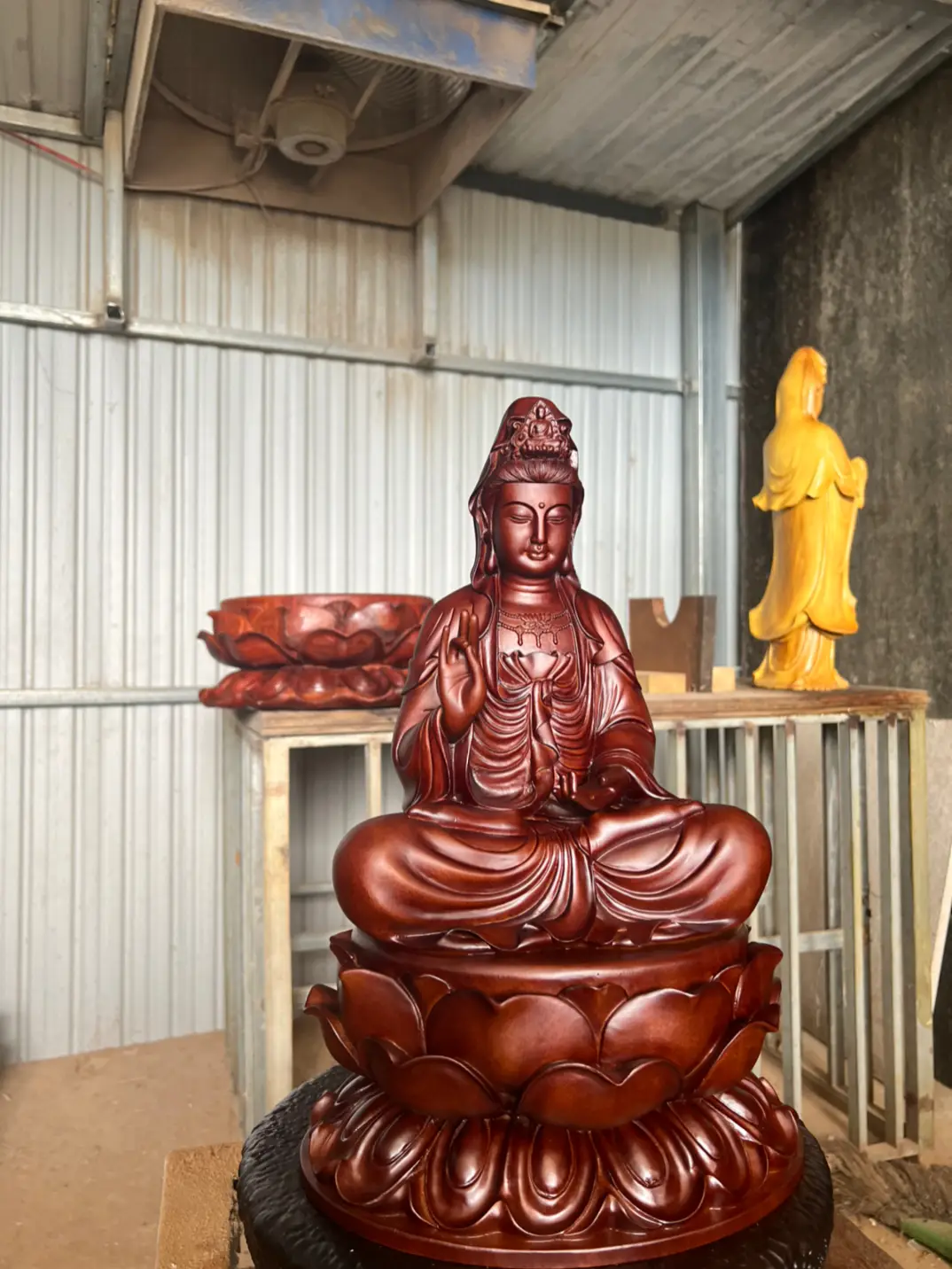 Xưởng đục tượng Hải An bảo lộc