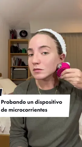No se si para arrugas, pero este dispositivo de microcorrientes funciona wow para tonificar los músculos de la cara!! 🤯 #microcorrientes #microcorriente #bearforeo #foreobear 