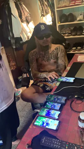 เล่นโปเกม่อนโกตึงๆ 😎