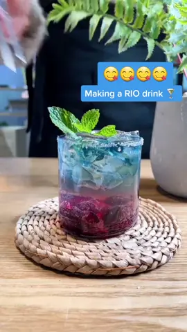 Rio + Grape = delicious 😋 #sgfoodie #Foodie #drinksoftiktok #makealcoholfree 