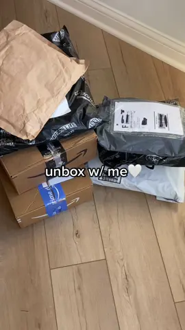 amazon items linked in storefront under “recently purchased”  pacsun items linked in LTK🫶 #christmas #christmasgifts #amazon #amazonfashion #pacsun #pacsunboys #pacsunhaul #haul #unbox #unboxing #giftguide #LTK 