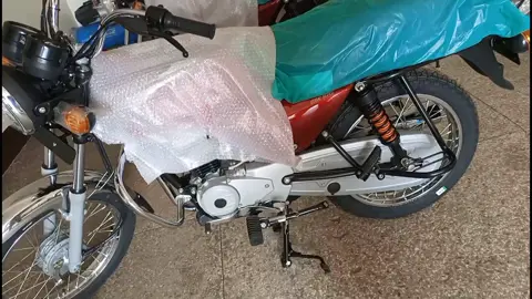 BRAND NEW BAJAJ BOXER MOTORCYCLES FOR SALE CALL OR WATSAP 0701-708090 FOR DETAILS 