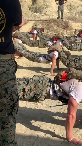 Trainees aspiring careers in Navy SARC & USMC Reconnaissance endure 2 hours of team calisthenics to start off the day at the Basic Reconnaissance Course. “Swift, Silent, Deadly!” #USMC #Navy #ReconMarines #NavySARC #Hooyah #Oorah #Marines #SemperFi #BestoftheBest #Elite #Fitness #Workout #Military #motivation 