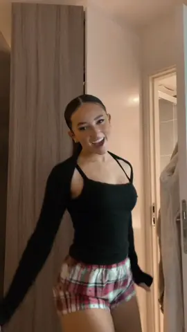 It’s the weekend 🫶🏽 #daystillchristmas 