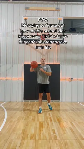 I don’t understand! #basketball #basketballchallenge #basketballtips #basketballtrainer #basketballskills  #screammovie 
