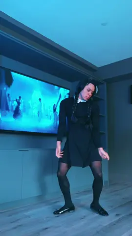 Replying to @hazyhasel PART 2! I really felt this dance in my bones 💀🖤 (dc: @Jenna Ortega) @netflix #wednesday #wednesdayaddams #wednesdaydance 