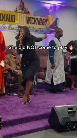 yes yes lord! 🙌🏾💃🏾 @jhmaudwickware #blackchurchtok #praise #gospel #praisethelord #praisebreak #yeslord #churchytiktok 