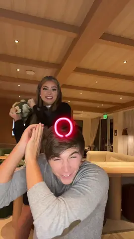 Guess the food or get HIT😂🍔 @Javi Luna 