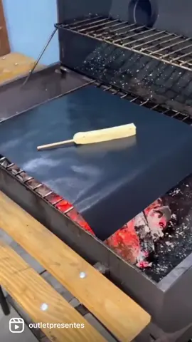 Gente!!! Ela é ideal para churrasqueira, essa manta é incrível e vai facilitar a sua vida na hora de preparar grelhados no churrasco! 🥩 Manta Grill 40x33cm R$ 24,99 Se gostou não deixe de comentar ♥️ Também podes chamar no direct ou vir conferir de perto na nossa loja física 😃 🚛 Enviamos pra todo o Brasil 🇧🇷 Te esperamos! ❤️ Nós amamos! 🙏 Somos gratos! 🎁 Vem que tem! RS 122 Km 25,5 Bom Princípio RS