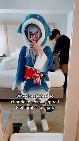 Good morning chum buds 💙 #animefrontier #animeconvention #gawrgura #gura #hololive #hololivecosplay #gawrguracosplay 