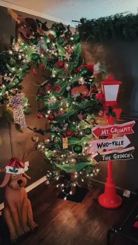 #GrinchTree #Grinch #2022 #meanonemistergrinch #whoville