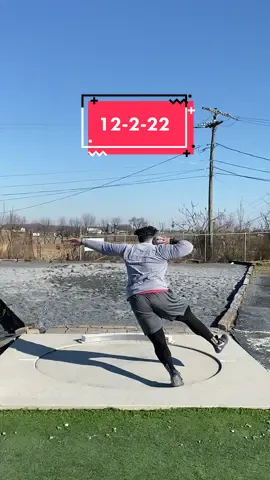 Why would I Stop? • • • #BOUTDAT #shotput #discus #thrower #70Feet #throwertok #trackandfield #athlete #viral #training #strengthandconditioning #txst #usatf 