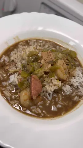 I wanted gumbo today so let me teach y’all how to make it. #foodtiktok #gumbo #creolefood #foryou #foodblogger #foodblog #fyp 