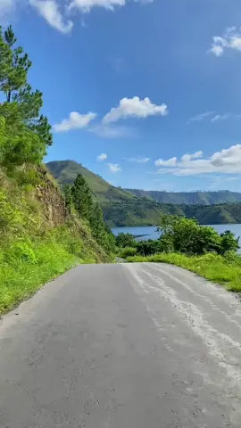 Jalan-jalan virtual dulu ke Danau Toba 🍃