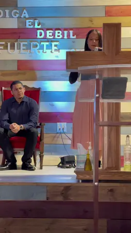 Porque en el evangelio la justicia de Dios se revela por fe y para fe, como está escrito: Mas el justo por la fe vivirá.