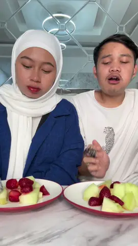 Jangan ampe nyesel! Yuk Ikutan Si Paling #AQUADULU Challenge! Karena ada Smartphone terbaru dan E-Wallet puluhan juta rupiah, kuy ah join sebelum periodenya berakhir di tanggal 13 Desember @SehatAQUA 