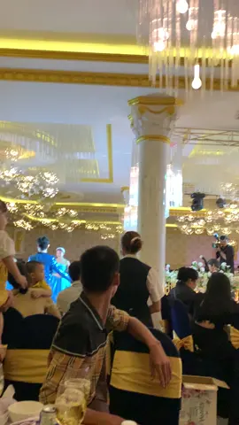 Đám cuoi nhà hàng đẹp quá 