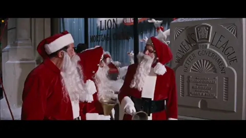something different #TistheSeason #DontBeADoBadder #Robin&the7Hoods Finale #FrankSinatra #DeanMartin #SammyDavisJr @bingcrosbyofficial