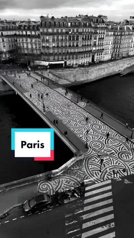 16 kg de craie !!🔥💥💥 sur le pont st Louis à Paris !  #streetart 